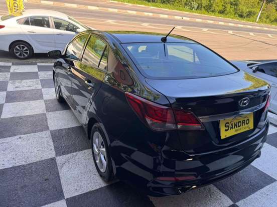 HYUNDAI-HB20S-2016