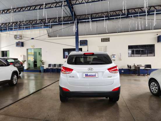 HYUNDAI-IX35-2016