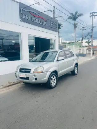 HYUNDAI TUCSON 2.0 MPFI GLS 16V 143CV 2WD FLEX 4P AUTOMÁTICO
