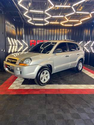 HYUNDAI TUCSON 2.0 MPFI GL 16V 142CV 2WD GASOLINA 4P MANUAL