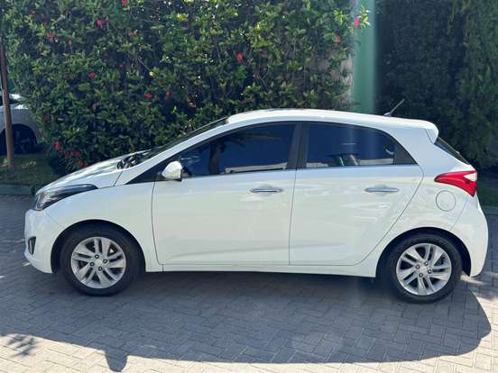 HYUNDAI-HB20-1.6 PREMIUM 16V FLEX 4P AUTOMÁTICO HYUNDAI-HB20-2015