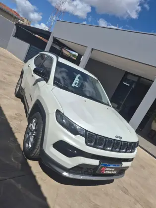 JEEP COMPASS 1.3 T270 TURBO FLEX LONGITUDE AT6 JEEP COMPASS 1.3 T270 TURBO FLEX LONGITUDE AT6