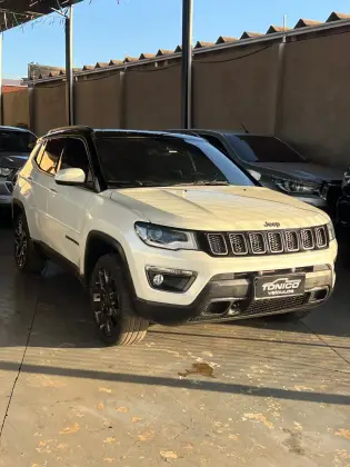 JEEP COMPASS 2.0 16V DIESEL LIMITED 4X4 AUTOMÁTICO