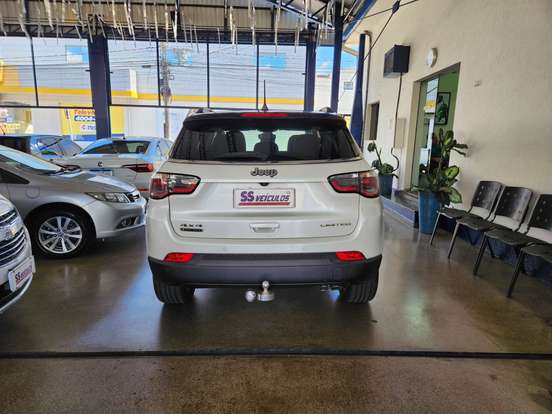 JEEP-COMPASS-2.0 16V DIESEL LIMITED 4X4 AUTOMÁTICO JEEP-COMPASS-2019