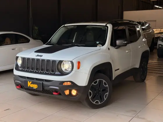JEEP RENEGADE 2.0 16V TURBO DIESEL TRAILHAWK 4P 4X4 AUTOMÁTICO