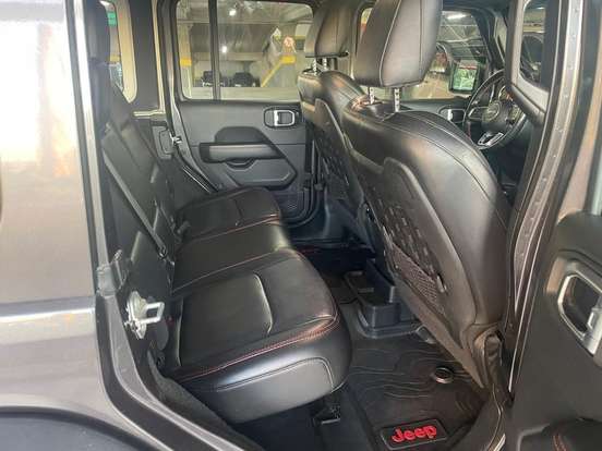 JEEP-WRANGLER-2020