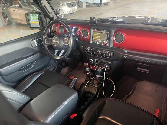 JEEP-WRANGLER-2020