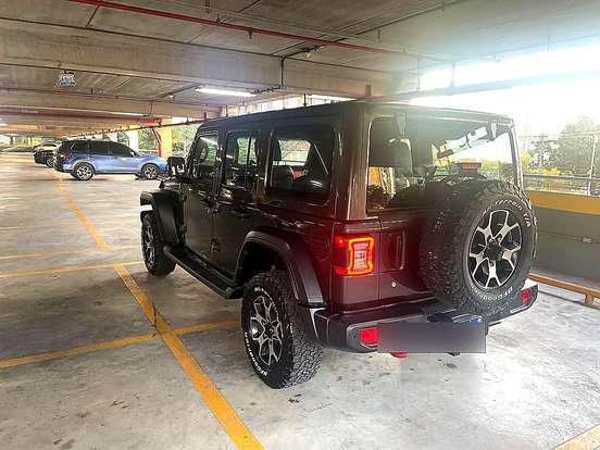 JEEP-WRANGLER-2020