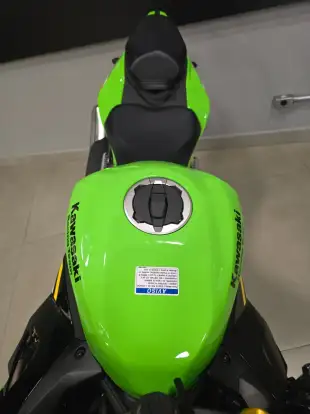 KAWASAKI-NINJA ZX-4RR-2026