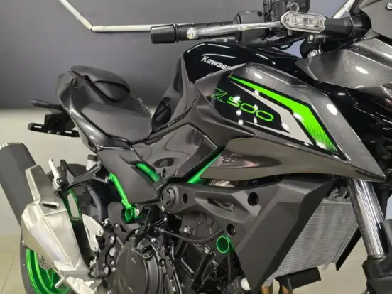 KAWASAKI-Z500 SE KAWASAKI-Z500 SE-2025