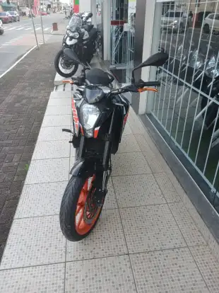 KTM-200 DUKE-2021