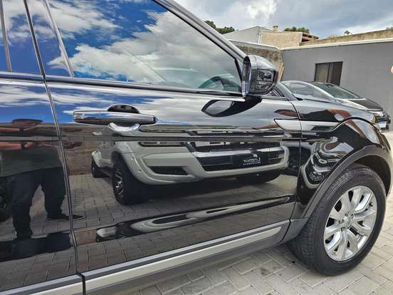 LAND ROVER-RANGE ROVER EVOQUE-2.0 SE 4WD 16V GASOLINA 4P AUTOMÁTICO LAND ROVER-RANGE ROVER EVOQUE-2016