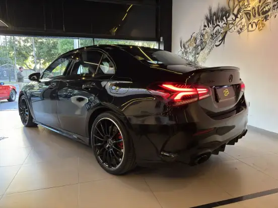 MERCEDES-BENZ-A 35 AMG-2020