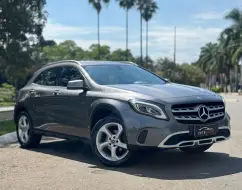 MERCEDES-BENZ GLA 200 1.6 CGI FLEX ADVANCE 7G-DCT MERCEDES-BENZ GLA 200 1.6 CGI FLEX ADVANCE 7G-DCT