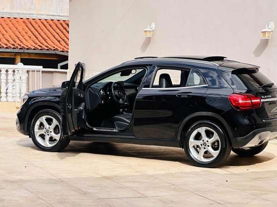 MERCEDES-BENZ-GLA 200-1.6 CGI FLEX ADVANCE 7G-DCT MERCEDES-BENZ-GLA 200-2019