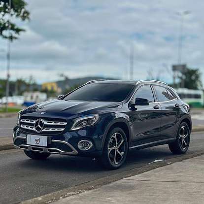 MERCEDES-BENZ-GLA 200-2019