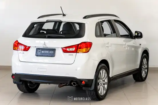 MITSUBISHI-ASX-2014