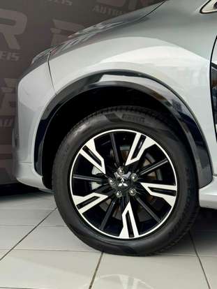 MITSUBISHI-ECLIPSE CROSS-1.5 MIVEC TURBO GASOLINA HPE-S S-AWC CVT MITSUBISHI-ECLIPSE CROSS-2023