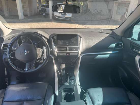 MITSUBISHI-ECLIPSE CROSS-2021