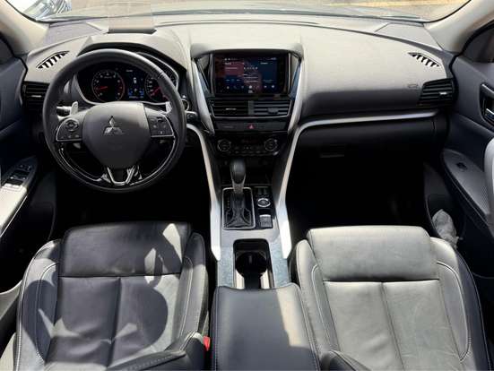 MITSUBISHI-ECLIPSE CROSS-2023