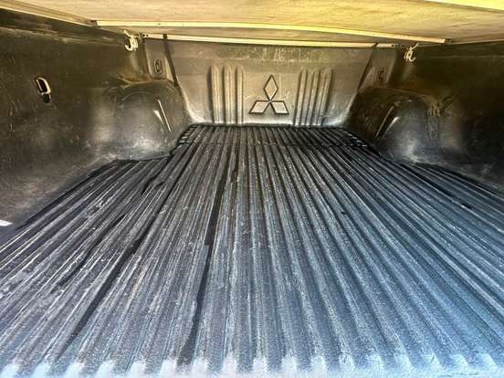 MITSUBISHI-L200 TRITON-2016