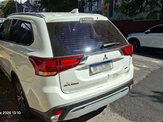 MITSUBISHI-OUTLANDER-2.0 MIVEC GASOLINA HPE AUTOMÁTICO MITSUBISHI-OUTLANDER-2019