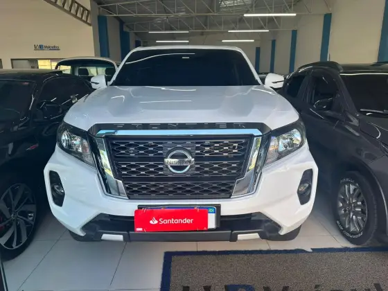 NISSAN FRONTIER 2.3 16V TURBO DIESEL SE CD 4X4 AUTOMÁTICO
