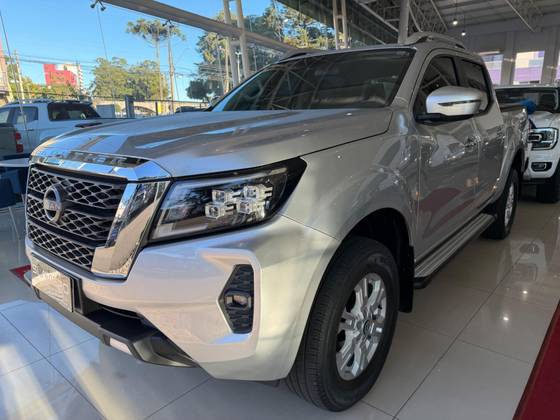 NISSAN FRONTIER 2.3 16V TURBO DIESEL XE CD 4X4 AUTOMÁTICO