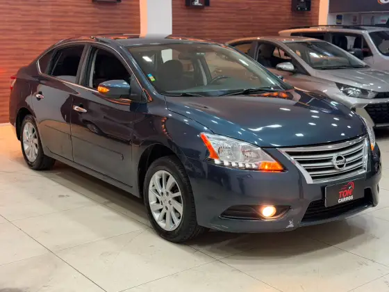 NISSAN SENTRA 2.0 SV 16V FLEX 4P AUTOMÁTICO