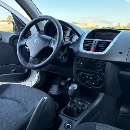 PEUGEOT-207-1.4 XR 8V FLEX 4P MANUAL PEUGEOT-207-2011