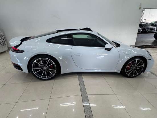 PORSCHE-911-2019