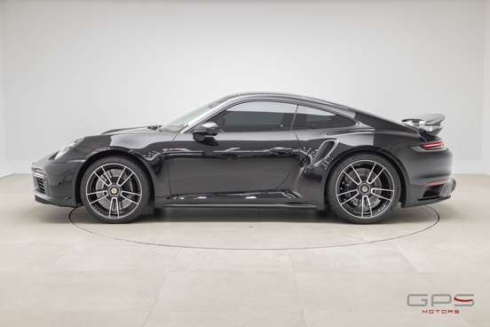 PORSCHE-911-2023
