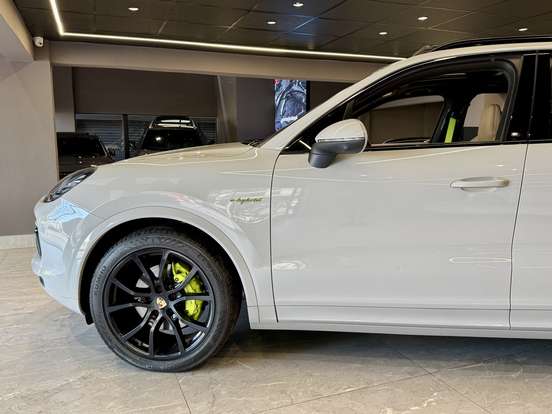 PORSCHE-CAYENNE-3.0 V6 E-HYBRID AWD TIPTRONIC S PORSCHE-CAYENNE-2023