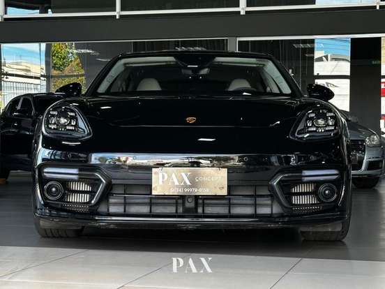 PORSCHE-PANAMERA-2022