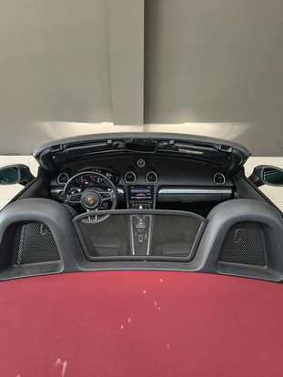 PORSCHE-718-2024