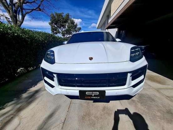 PORSCHE-CAYENNE-2024