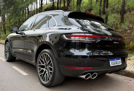 PORSCHE-MACAN-2020