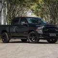 RAM CLASSIC 5.7 V8 GASOLINA LARAMIE CD 4X4 AUTOMÁTICO RAM CLASSIC 5.7 V8 GASOLINA LARAMIE CD 4X4 AUTOMÁTICO