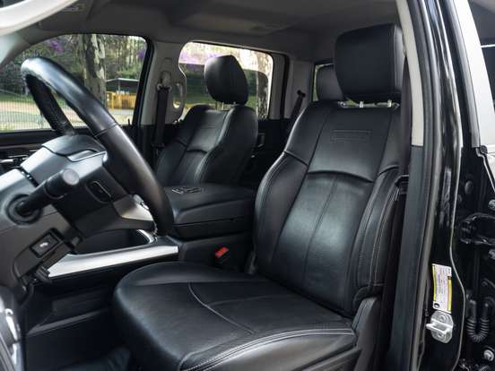 RAM-CLASSIC-5.7 V8 GASOLINA LARAMIE CD 4X4 AUTOMÁTICO RAM-CLASSIC-2023