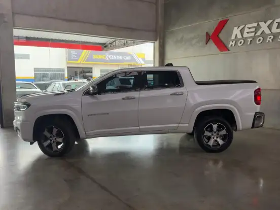 RAM-RAMPAGE-2.0 TURBO DIESEL LARAMIE 4X4 AUTOMÁTICO RAM-RAMPAGE-2023