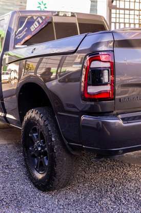 RAM-2500-6.7 I6 TURBO DIESEL LARAMIE CD 4X4 AUTOMÁTICO RAM-2500-2023