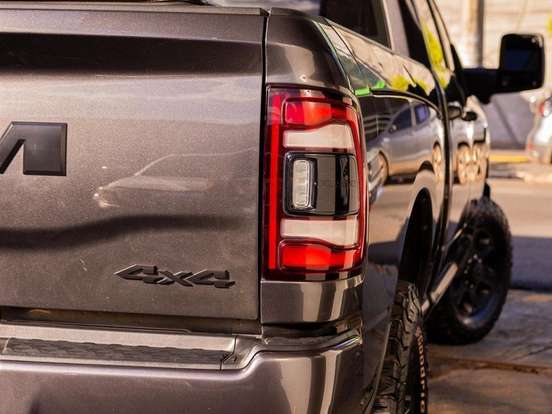 RAM-2500-6.7 I6 TURBO DIESEL LARAMIE CD 4X4 AUTOMÁTICO RAM-2500-2023