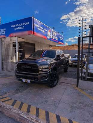 RAM-2500-6.7 I6 TURBO DIESEL LARAMIE CD 4X4 AUTOMÁTICO RAM-2500-2023