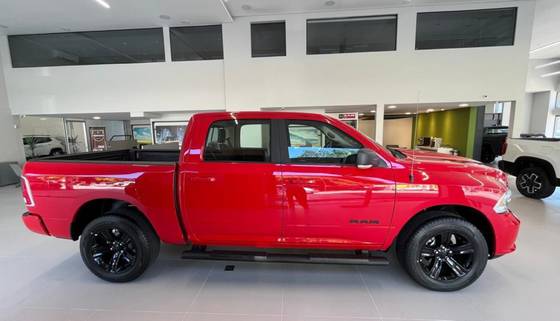 RAM CLASSIC 5.7 V8 GASOLINA LARAMIE CD 4X4 AUTOMÁTICO