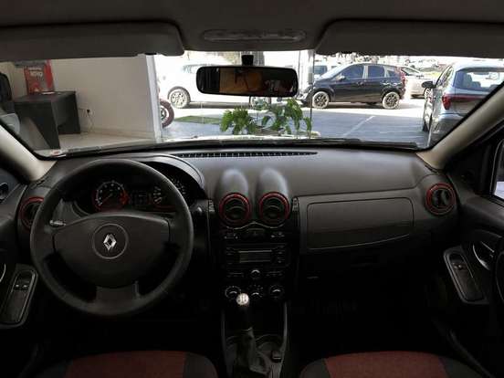 RENAULT-SANDERO-1.6 STEPWAY TWEED 8V FLEX 4P MANUAL RENAULT-SANDERO-2013