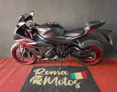 SUZUKI GSX-R1000A SUZUKI GSX-R1000A