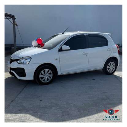 TOYOTA-ETIOS-2017
