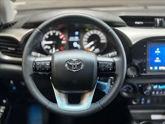 TOYOTA-HILUX-2.8 D-4D TURBO DIESEL CD SR 4X4 AUTOMÁTICO TOYOTA-HILUX-2026