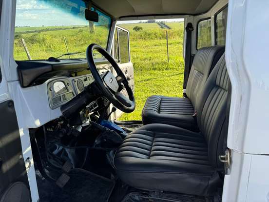 TOYOTA-BANDEIRANTE-2001