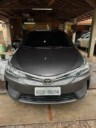 TOYOTA-COROLLA-2018